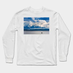 A blue dawn along the Highland Coast, Scotland Long Sleeve T-Shirt